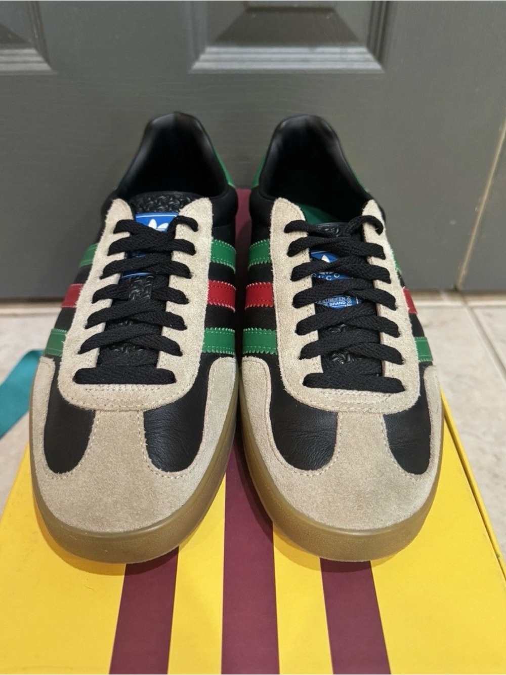 Gucci Black, Beige, Green & Red Low-Top Sneakers